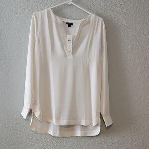 Ann Taylor White Blouse - Size Small